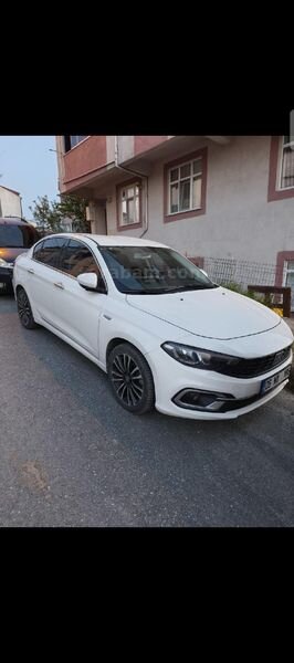 Sahibinden Fiat Egea 1.6 Multijet Lounge 2021 Model İstanbul 85.000 km Beyaz
