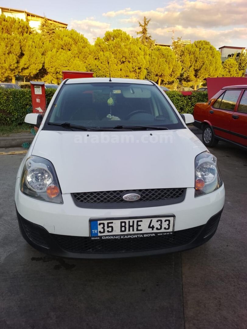 Sahibinden Ford Fiesta 1.4 TDCi Comfort 2007 Model İzmir 302.000 km Beyaz 3
