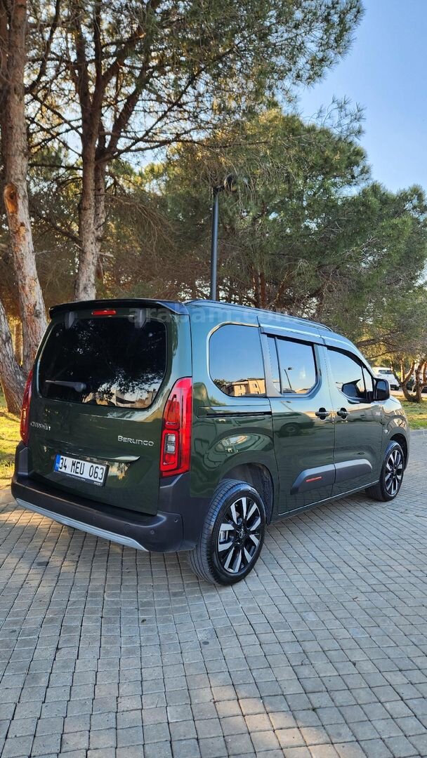 Sahibinden Citroen Berlingo 1.5 BlueHDI Shine Bold 2024 Model 40.000 km Yeşil (metalik) 4