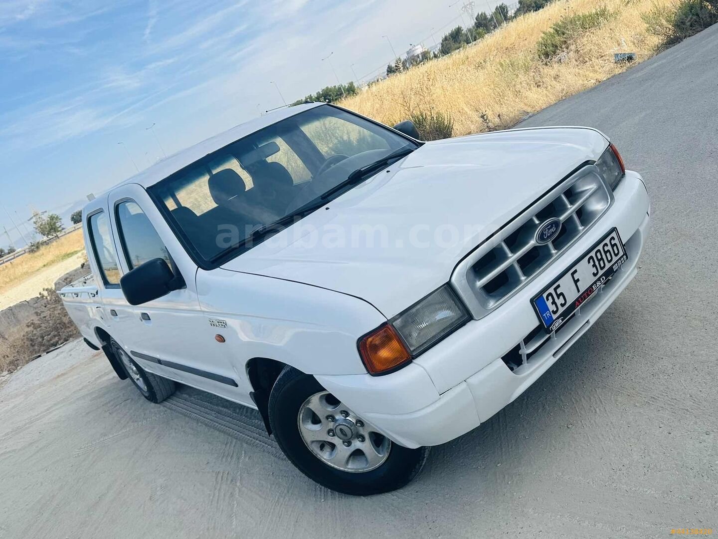 KLİMALI HEM İŞ HEM AİLE ARACI 2001 MODEL 6