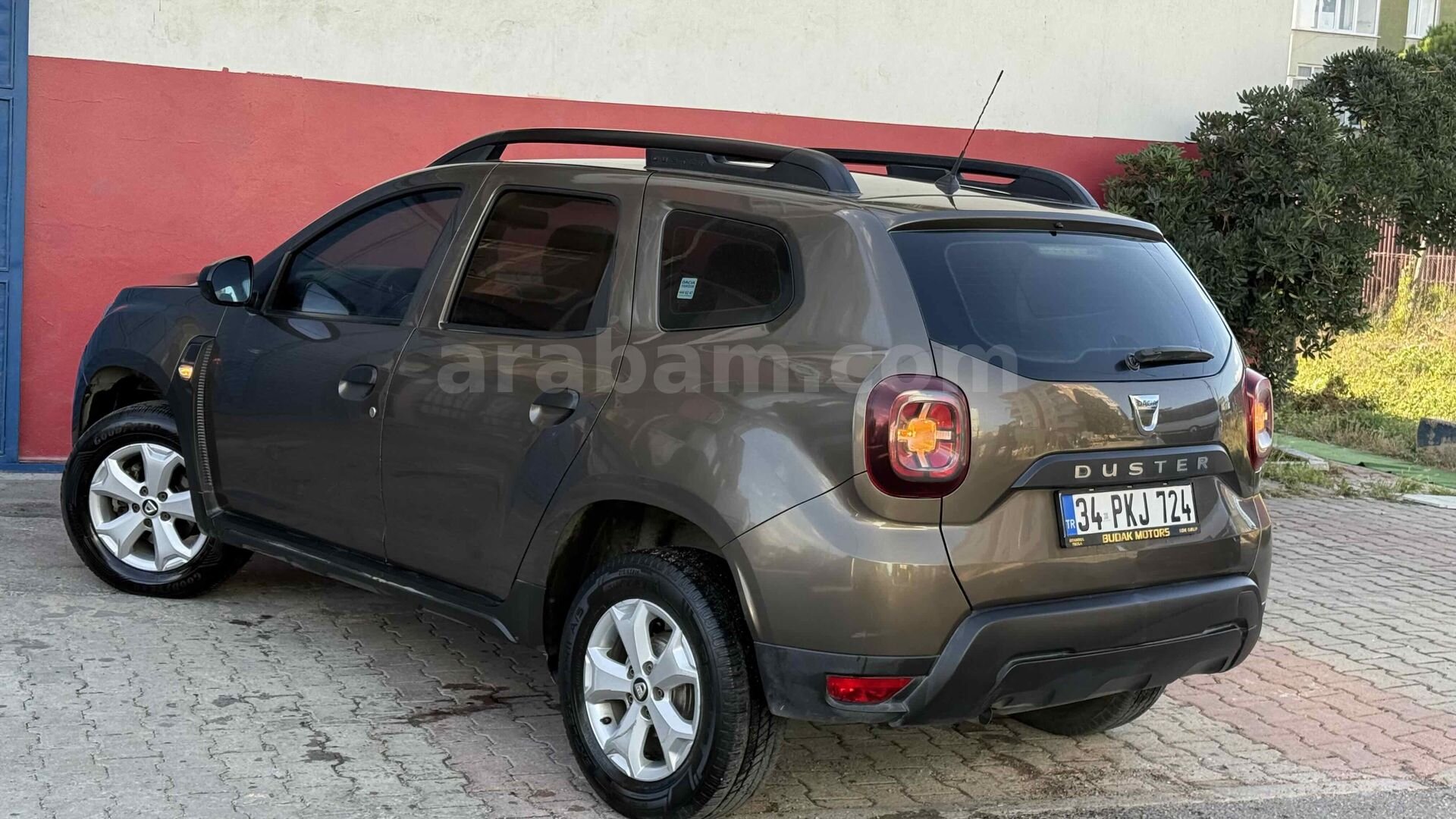 70 kmde tertemiz Dacia 4