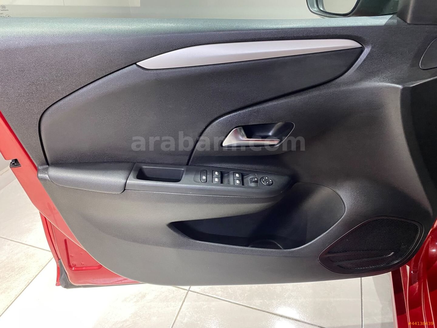 "GÜREL OTO"KREDİ BİZDEN 2025 CORSA 1.2 T EDITION AT8 41.945 KM 7