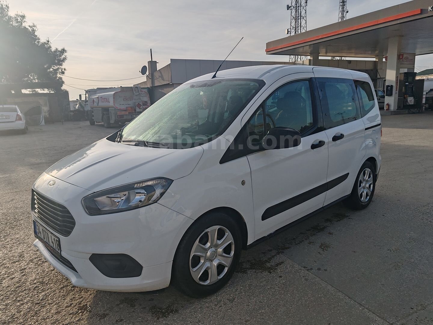 Otomobil ruhsatlı 2020 ford courier 3