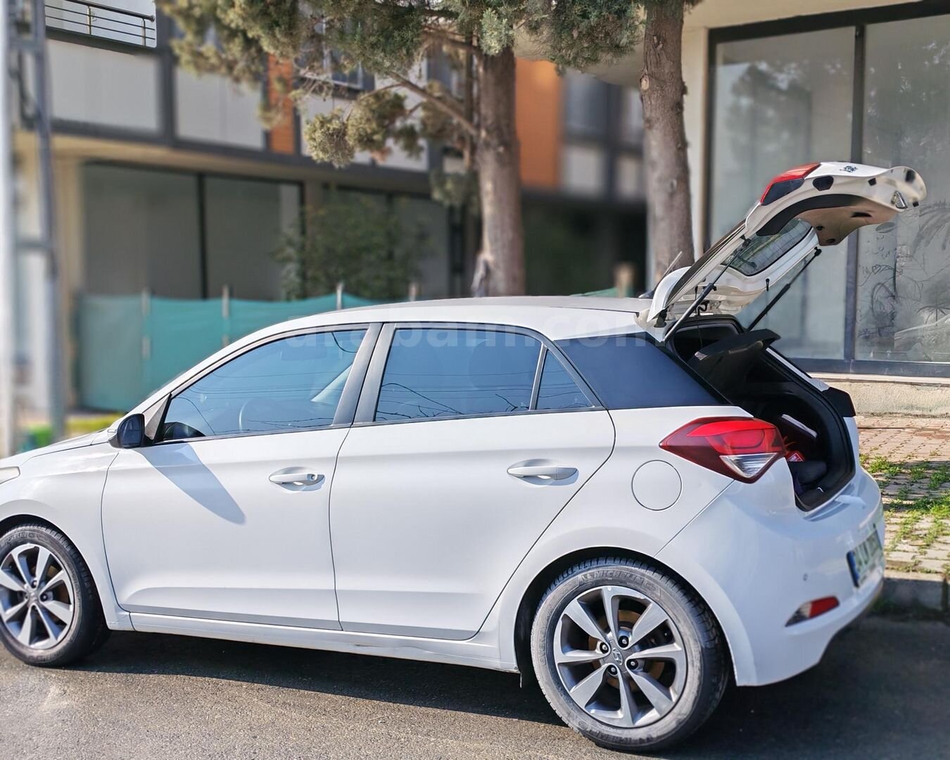 Sahibinden Hyundai i20 1.4 CVVT Style 2014 Model 2