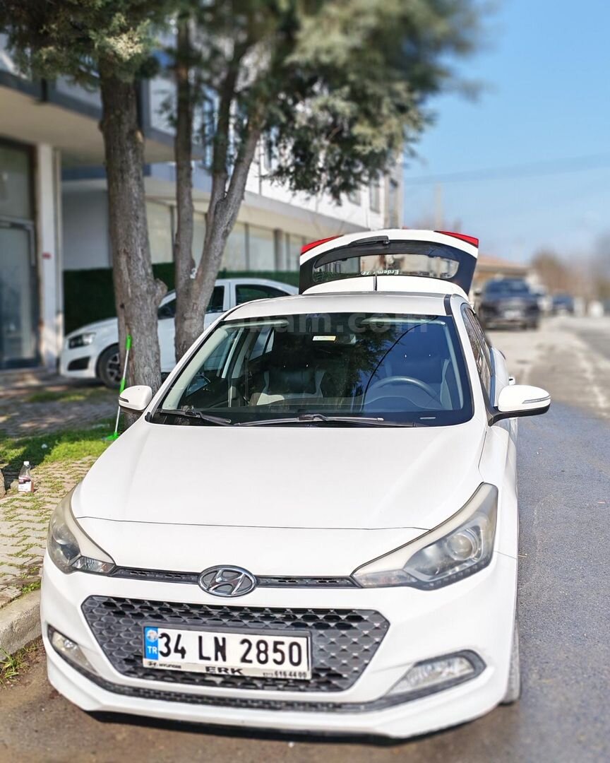 Sahibinden Hyundai i20 1.4 CVVT Style 2014 Model 6