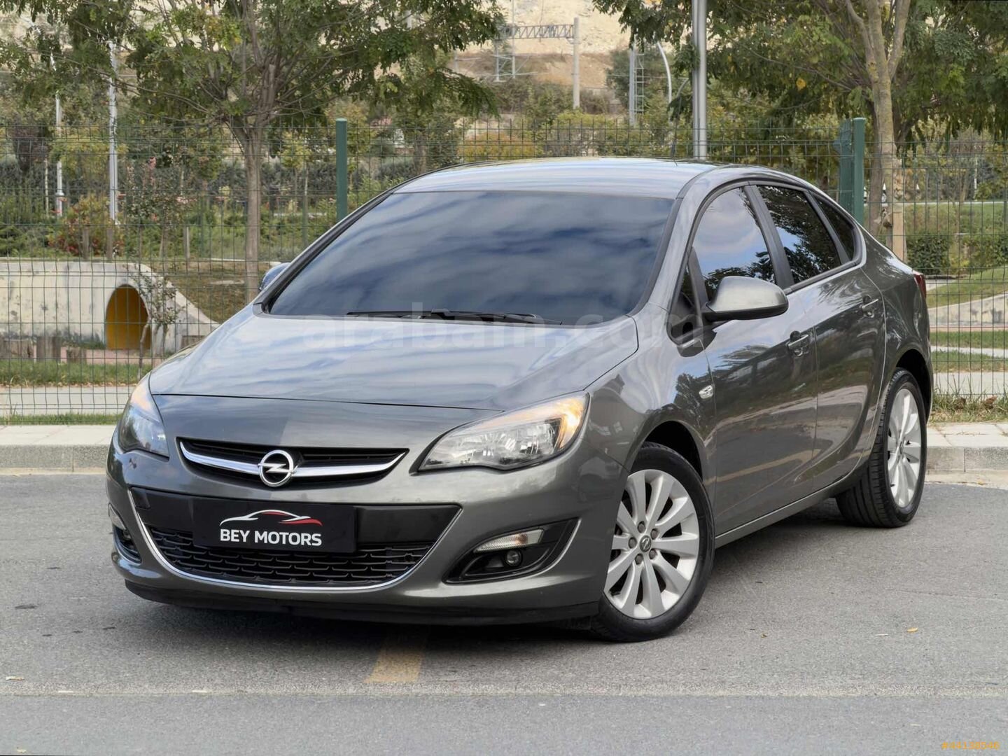 BEY MOTORS /HATASIZ BOYASIZ 54KM/1.4T EDİTİONPLUS/350 PEŞİN VADE 4