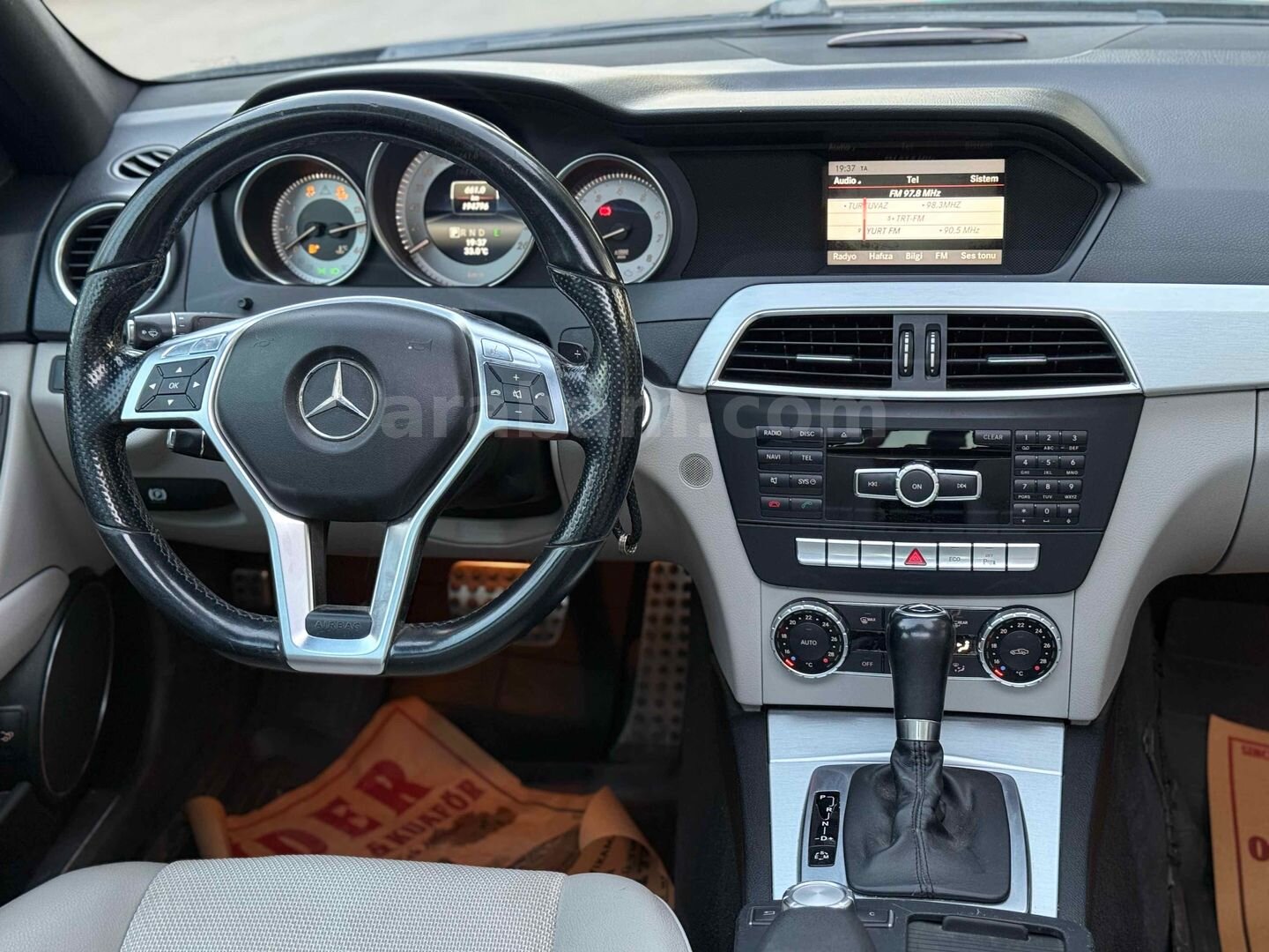 Sahibinden Mercedes - Benz C 180 BlueEFFICIENCY AMG 2013 Model Batman 220.000 km Siyah 2