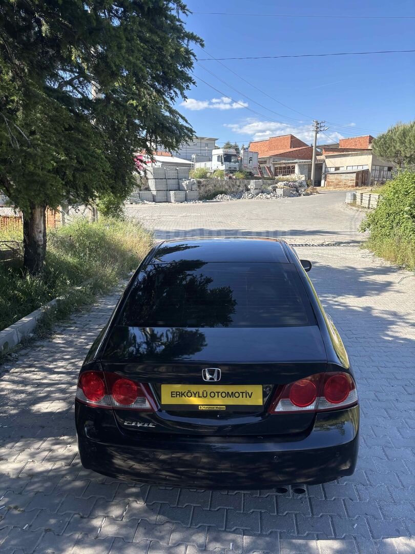 Galeriden Honda Civic 1.6i VTEC Premium 2009 Model Manisa 2