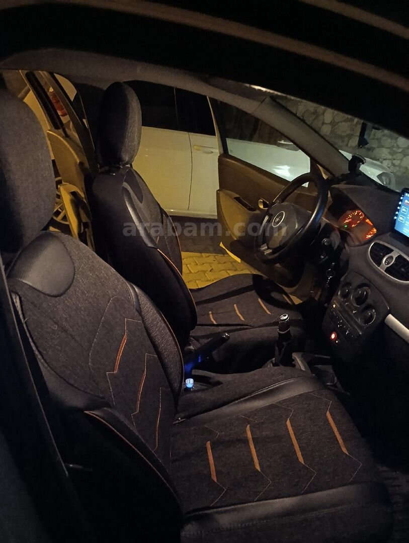 Sahibinden Renault Clio 0.9 TCe Icon 2012 Model Siirt 266.000 km Beyaz 4
