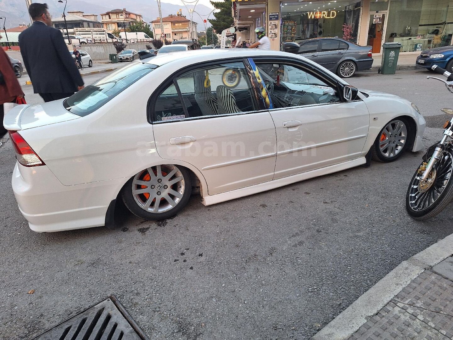 Honda Civic 1.6i VTEC LS Elegance 2004 Model 340.000 km Beyaz 3