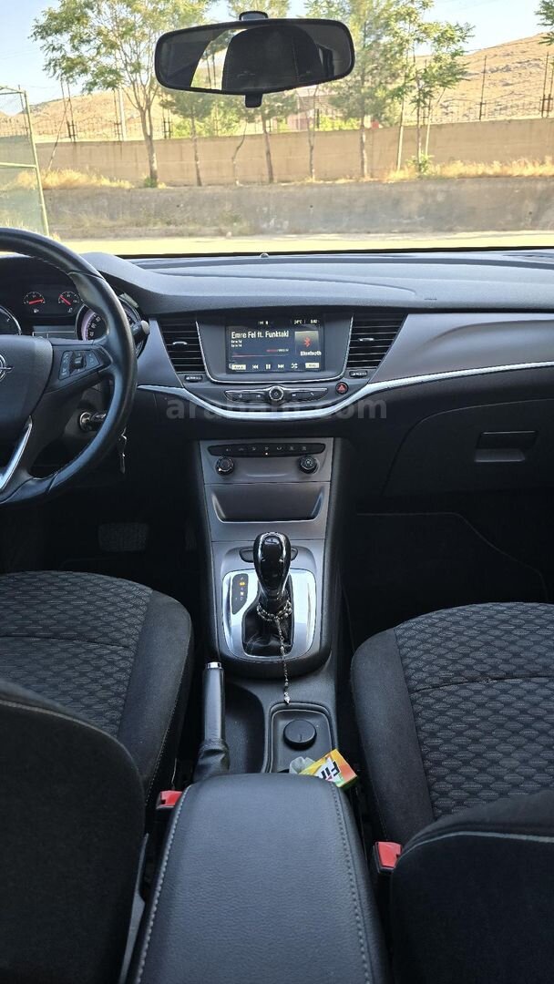 Sahibinden Opel Astra 1.6 CDTI Enjoy 2016 Model Diyarbakır 176.000 km Beyaz 7