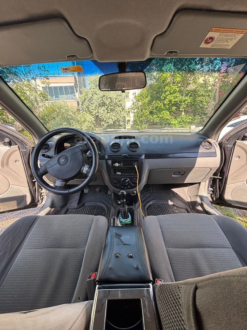 Sahibinden Chevrolet Lacetti 1.4 SE 2011 Model Ankara 298.000 km Siyah 6