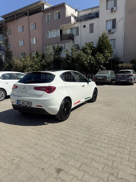2012 Giulietta 1.6 JTD Distinctive | CAM TAVAN | Bakımlı | CarPlay | 224 Bin KM 5