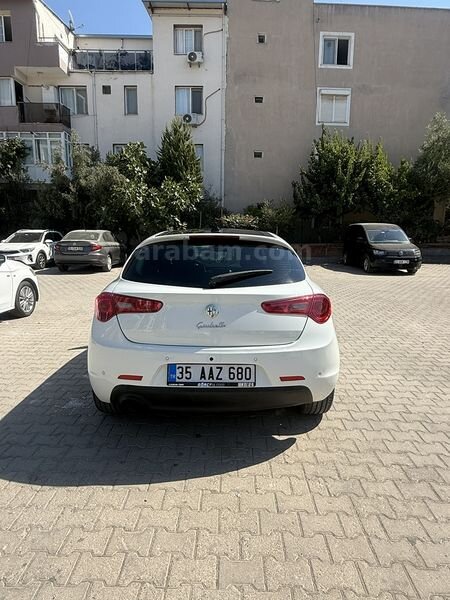 2012 Giulietta 1.6 JTD Distinctive | CAM TAVAN | Bakımlı | CarPlay | 224 Bin KM 4