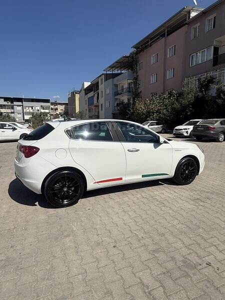 2012 Giulietta 1.6 JTD Distinctive | CAM TAVAN | Bakımlı | CarPlay | 224 Bin KM 6