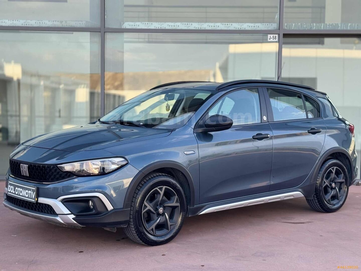 GARANTİLİ 53 BIN'DE 2023 MODEL EGEA CROSS BENZİN KLİMA HATASIZ 3