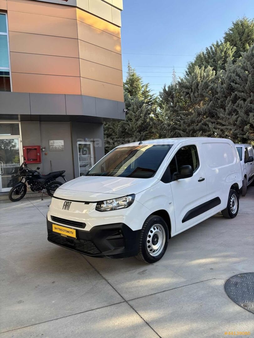 %20 KDV 2+1 Fiat Doblo Maxi Hatasız Boyasız Tramersiz 10.000Km 3