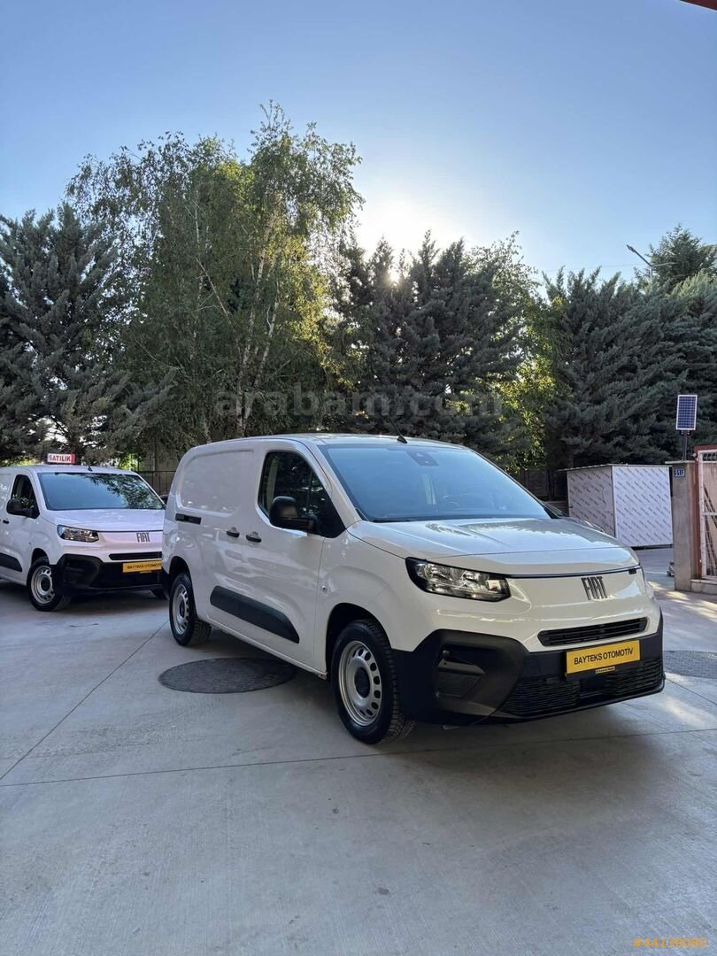 %20 KDV 2+1 Fiat Doblo Maxi Hatasız Boyasız Tramersiz 10.000Km 1