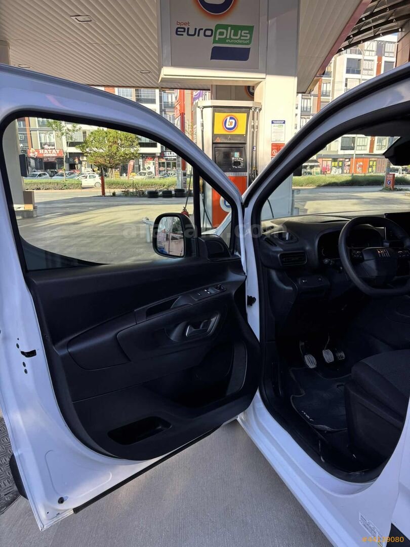 %20 KDV 2+1 Fiat Doblo Maxi Hatasız Boyasız Tramersiz 10.000Km 7