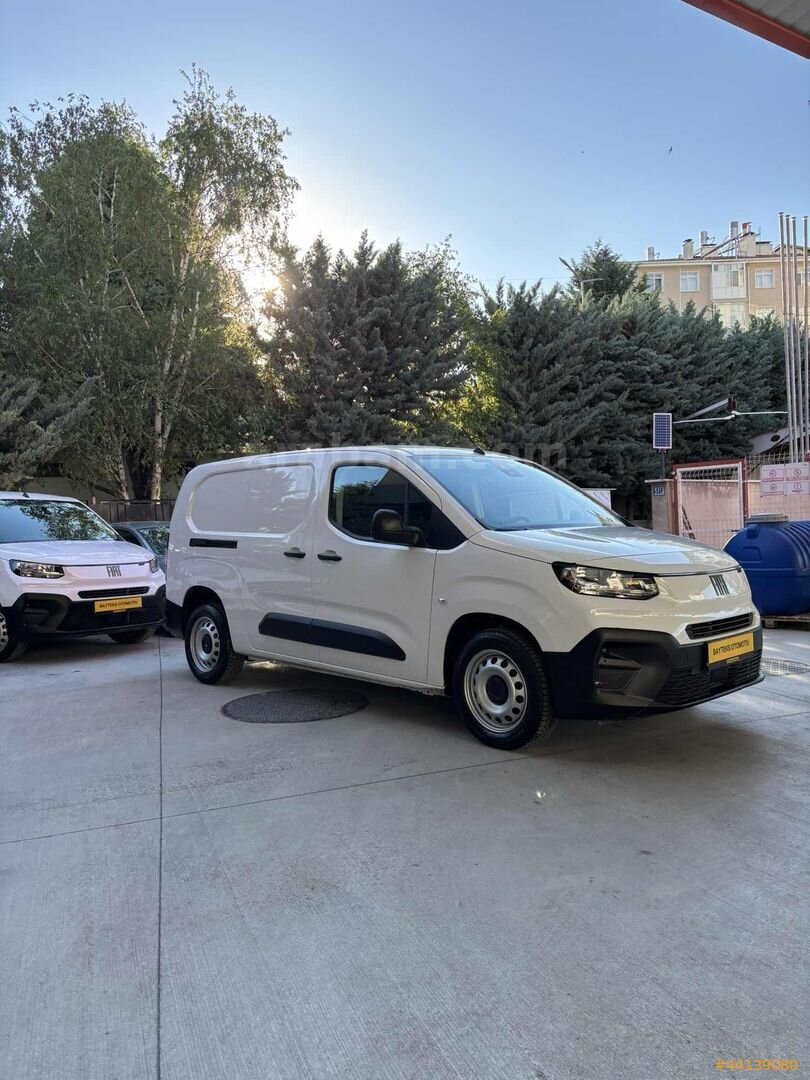 %20 KDV 2+1 Fiat Doblo Maxi Hatasız Boyasız Tramersiz 10.000Km 4