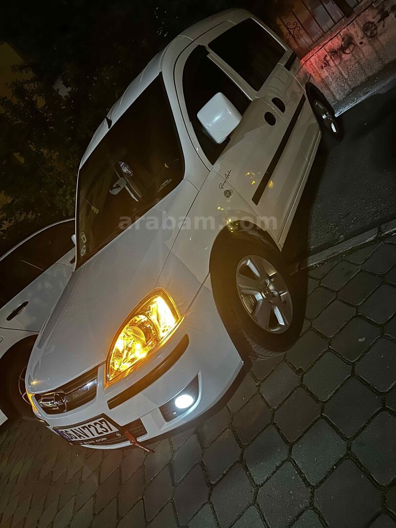 2.Sahibinden emsalsiz Opel Combo 1.3 CDTI City Plus 2006 Model 6
