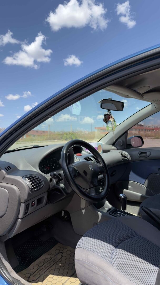 Sahibinden Peugeot 206 1.4 X-Line 2004 Model Kocaeli 255.000 km Mavi 6