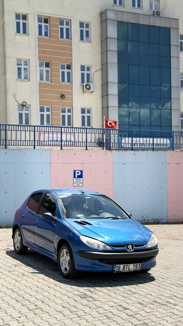 Sahibinden Peugeot 206 1.4 X-Line 2004 Model Kocaeli 255.000 km Mavi 2