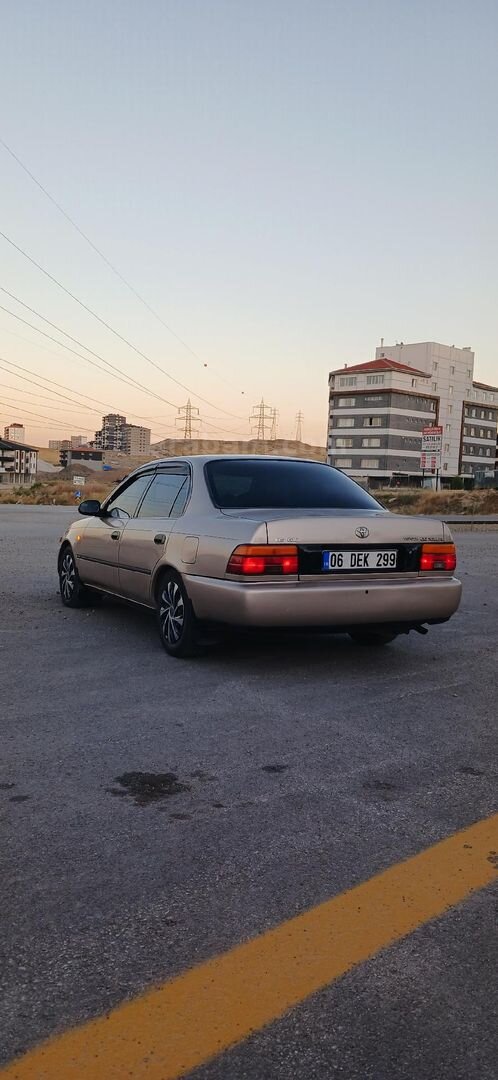 Sahibinden Toyota Corolla 1.6 GLi 1993 Model 4
