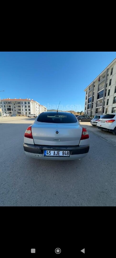 Sahibinden Renault Megane 1.4 Authentique 2004 Model İzmir 277.000 km Gri 6