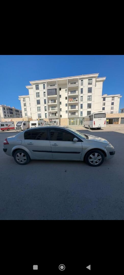 Sahibinden Renault Megane 1.4 Authentique 2004 Model İzmir 277.000 km Gri 5