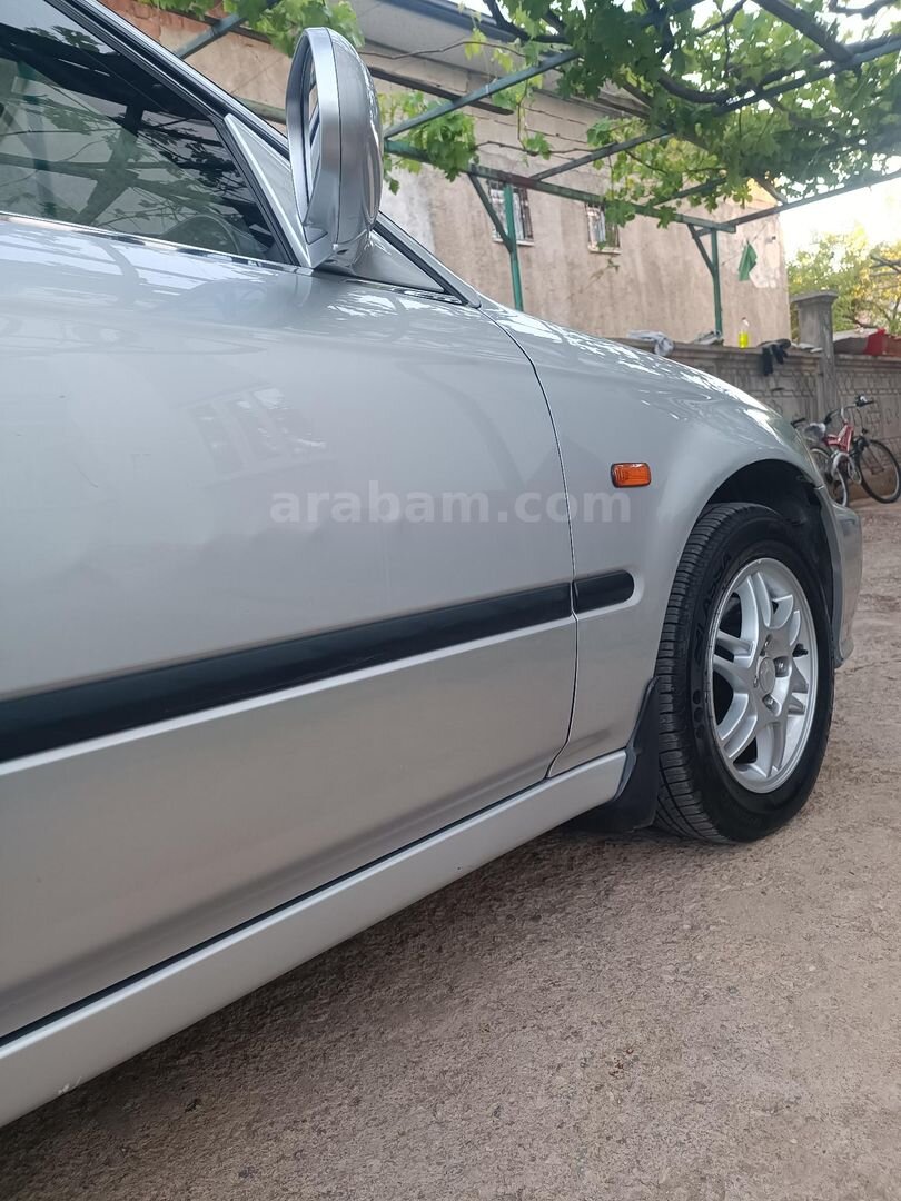 Sahibinden Honda Civic 1.6 i ES 2000 Model Güvenlik paket tek değişen 6