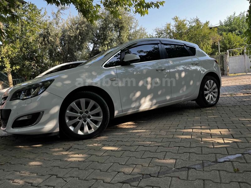 Sahibinden Opel Astra 1.6 CDTI Cosmo 2014 Model 125.000 km Beyaz