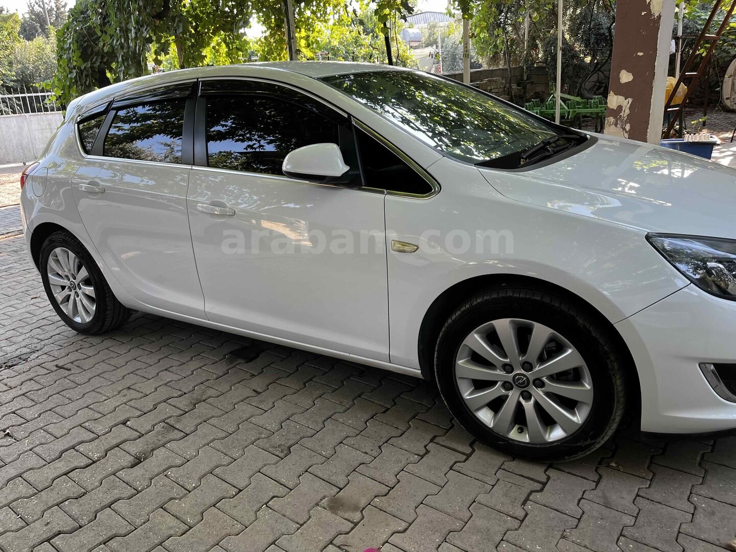 Sahibinden Opel Astra 1.6 CDTI Cosmo 2014 Model 125.000 km Beyaz 3