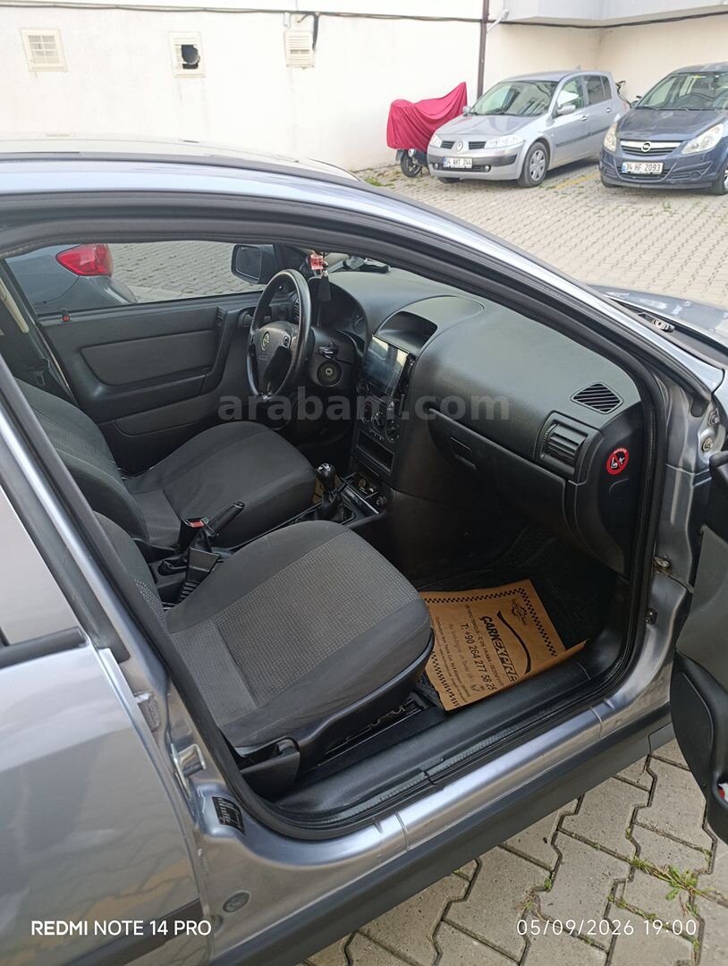 177 Binde Opel Astra 1.4 Classic 2007 Manuel 4