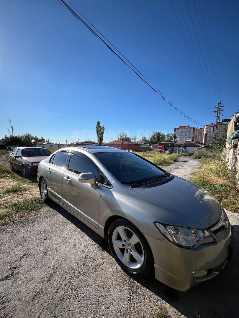 Sahibinden Honda Civic 1.6i VTEC Elegance 2007 Model 3