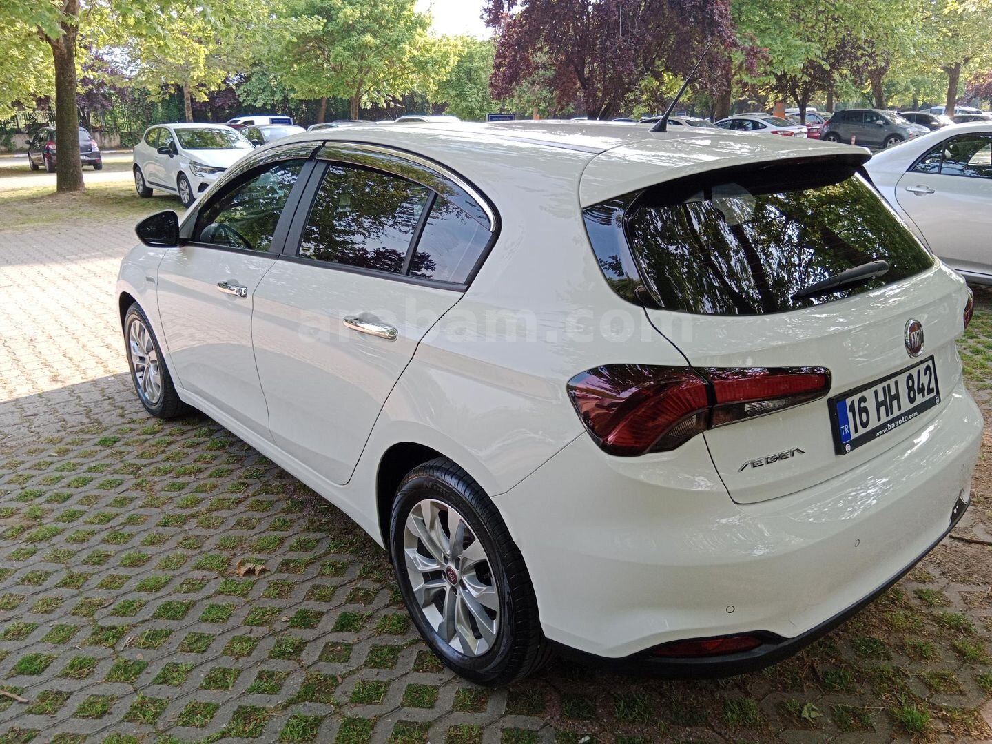 Sahibinden Fiat Egea 1.6 E-Torq Urban Plus 2017 Model 70.000 km Beyaz 5
