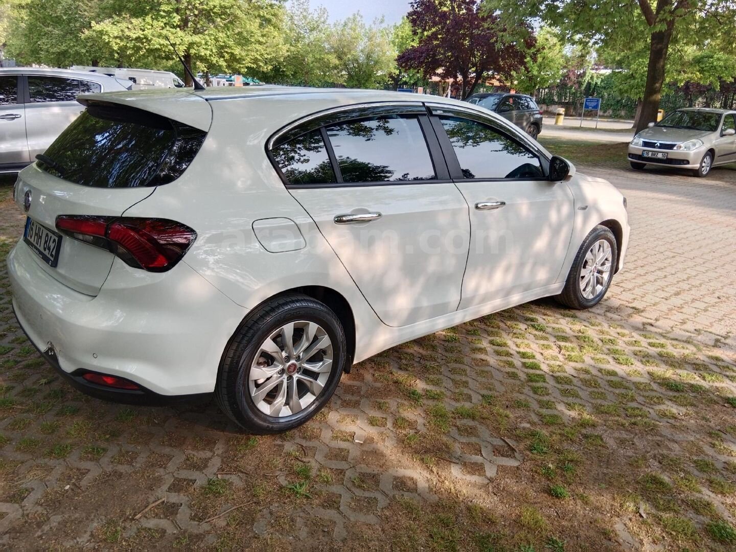 Sahibinden Fiat Egea 1.6 E-Torq Urban Plus 2017 Model 70.000 km Beyaz 3