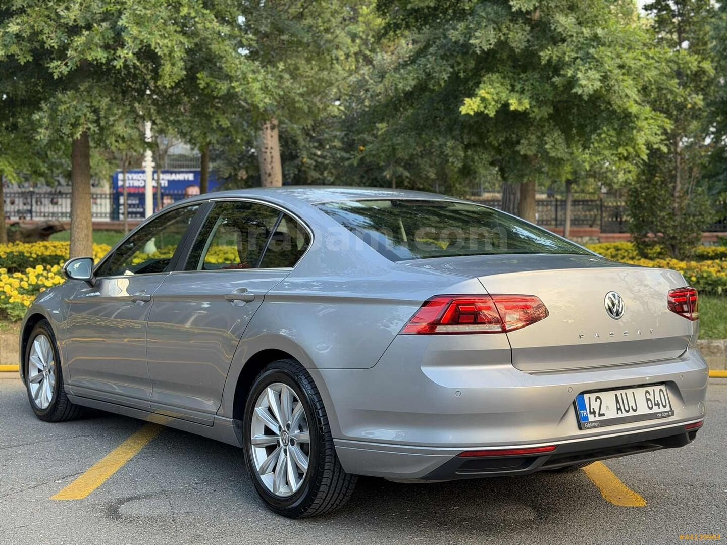 Galeriden Volkswagen Passat 1.5 TSi Business 2020 Model İstanbul 122.000 km Gri 5
