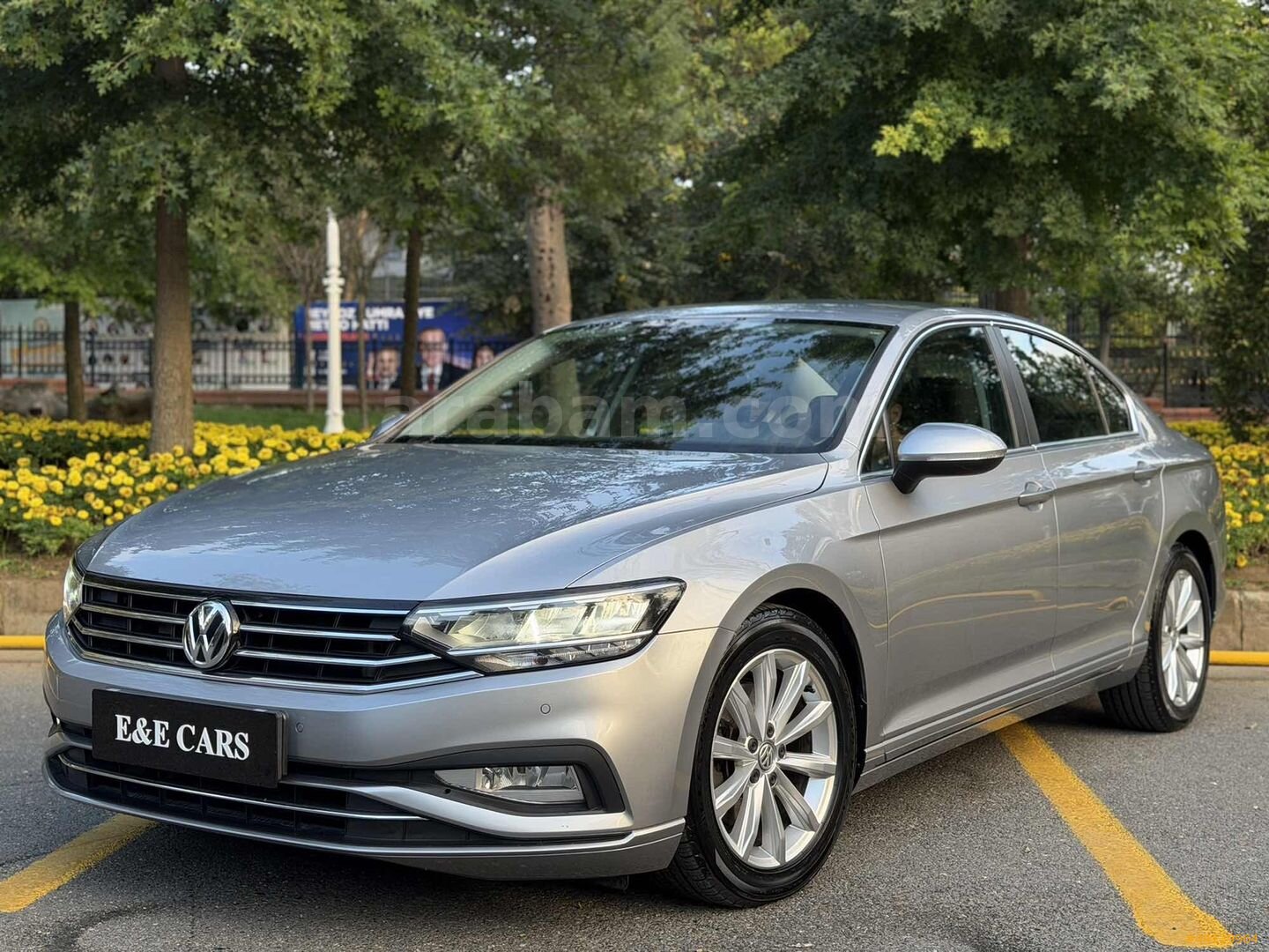 Galeriden Volkswagen Passat 1.5 TSi Business 2020 Model İstanbul 122.000 km Gri 3