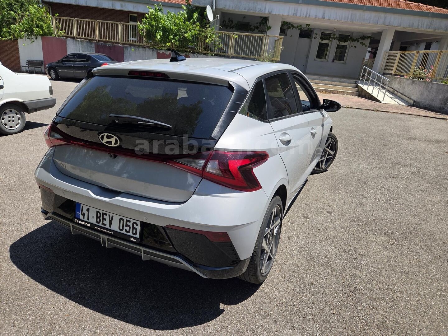 Sahibinden Hyundai i20 1.0 T-GDI Elite 2026 Model Kocaeli 7.500 km Gri (titanyum) 3