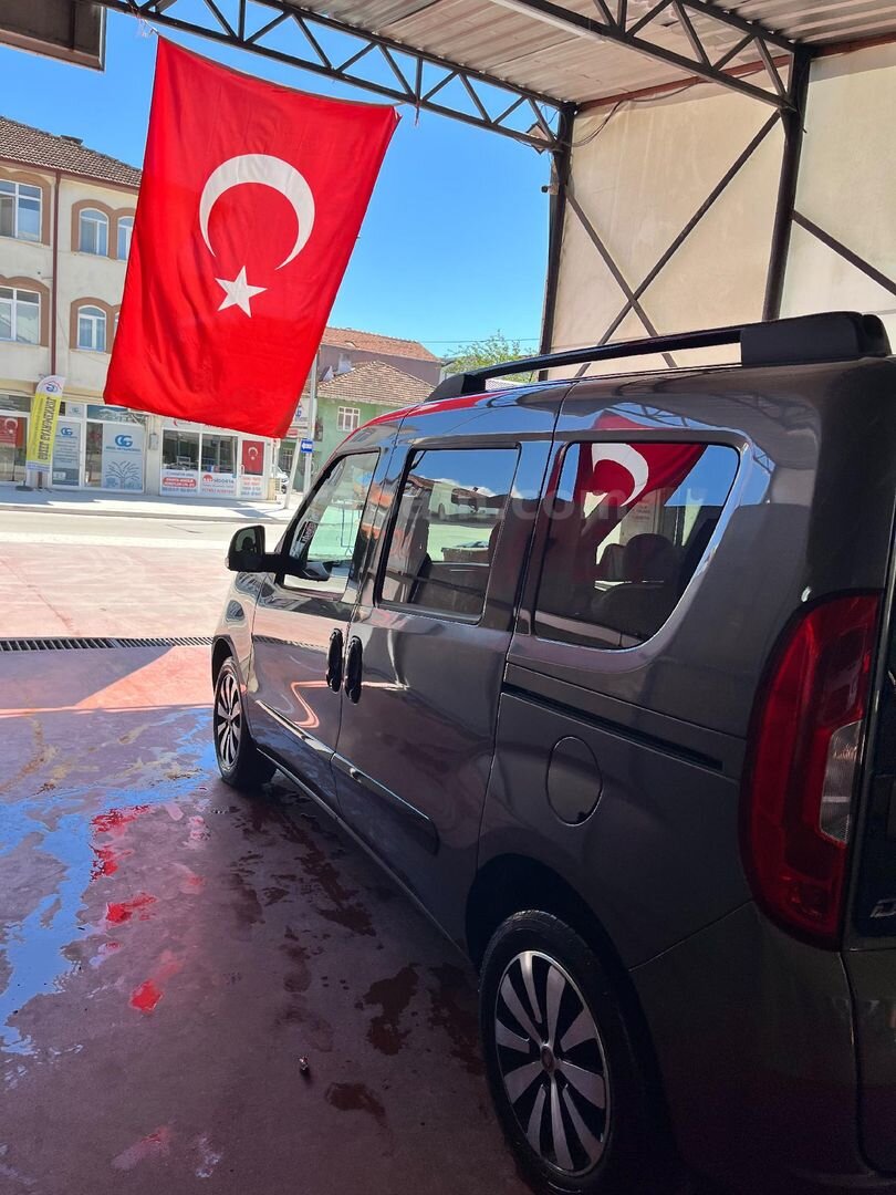 Sahibinden Fiat Doblo Combi 1.6 Multijet Premio Plus 2022 Model 6