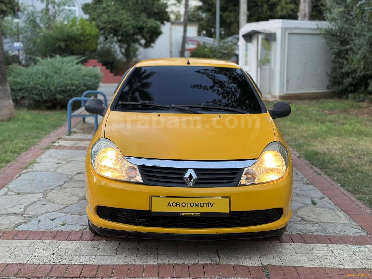 Galeriden Renault Symbol 1.4 Authentique 2010 Model Antalya 700.000 km Sarı 2