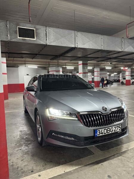 Sahibinden Skoda SuperB 1.5 TSI Elite 2020 Model İstanbul 35.000 km Gri (titanyum)