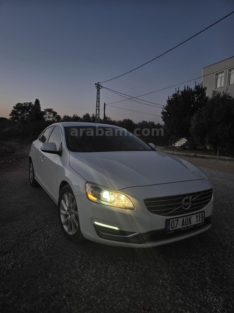 Sahibinden Volvo S60 1.6 D Advance 2014 Model Antalya 215.000 km Beyaz 4
