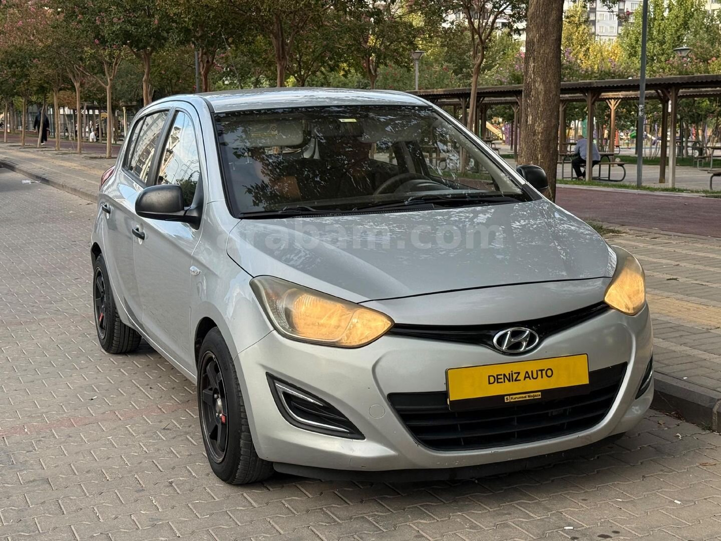 Galeriden Hyundai i20 1.4 CRDi Jump 2012 Model Gaziantep 266.000 km Gri 7