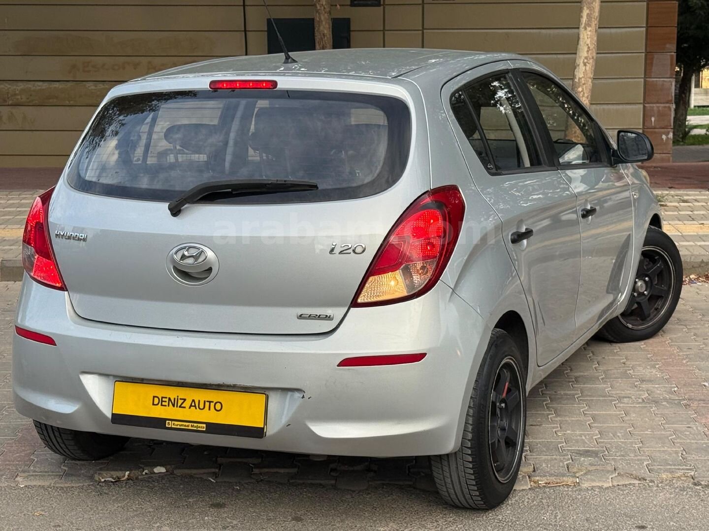 Galeriden Hyundai i20 1.4 CRDi Jump 2012 Model Gaziantep 266.000 km Gri 6