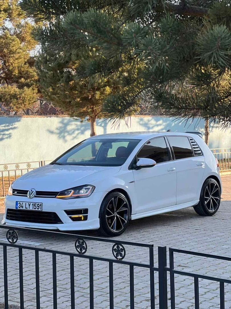 Sahibinden Volkswagen Golf 1.6 TDi Comfortline 2014 Model Van 180.000 km Beyaz 3