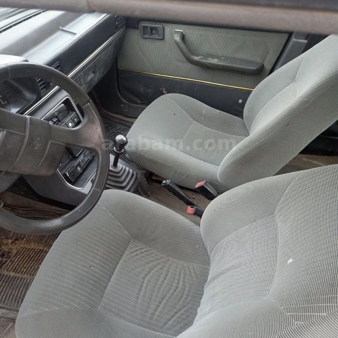 Sahibinden Renault R 9 1.4 Broadway 1993 Model 3