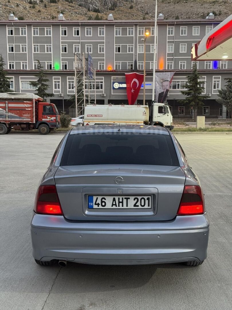 Sahibinden Opel Vectra 1.6 Elegance 2001 Model Kırşehir 420.000 km Gri (metalik) 4