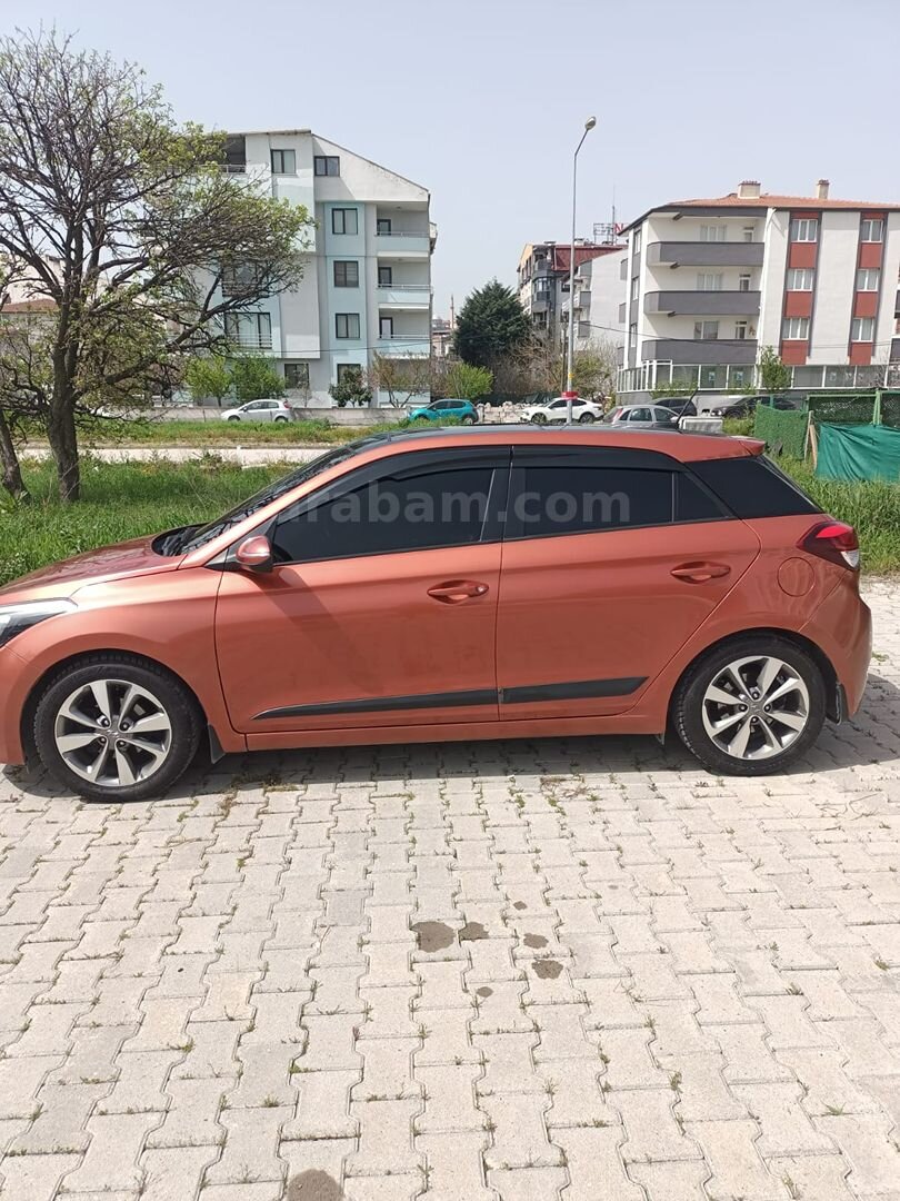 Sahibinden Hyundai i20 1.2 MPI Elite 2015 Model Balıkesir 117.600 km Turuncu 7